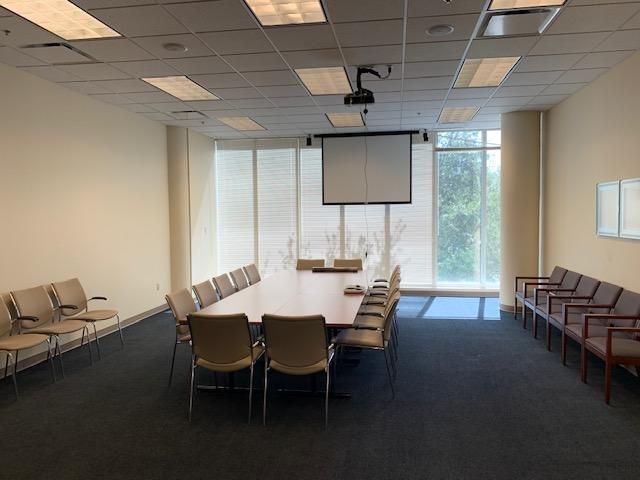 Signature Executive Excellence: 147 2nd Ave S, Saint Petersburg, FL 33701